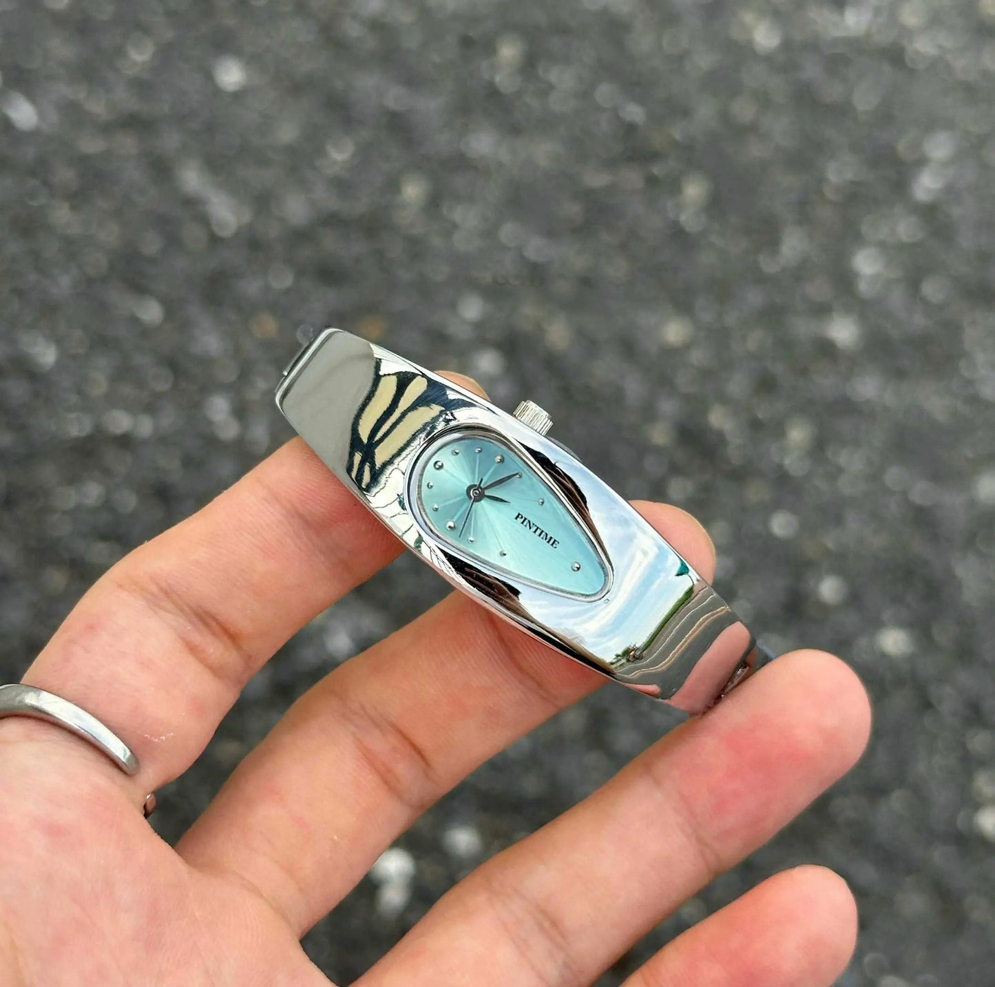 Minimalist Droplet Design Watch for Men & Women